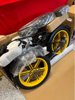 “New”  TST R9  Moped Style E-Bike