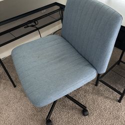 Wide Blue Office Chair