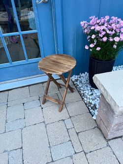 VERY SMALL OUTDOOR FOLDABLE  ROUND FOLDABLE TABLE