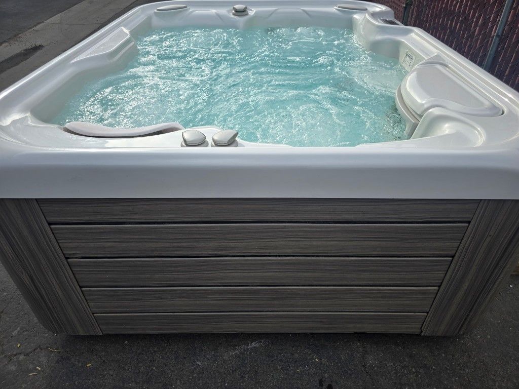 Hot Springs Hot Tub Plug 🔌 N Play