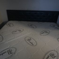 King Size Bed With Frame 