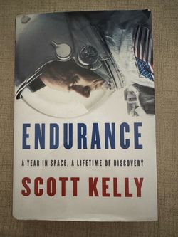 Endurance by Scott Kelly Hardcover Book