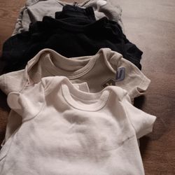 Nike Newborn Onesie 