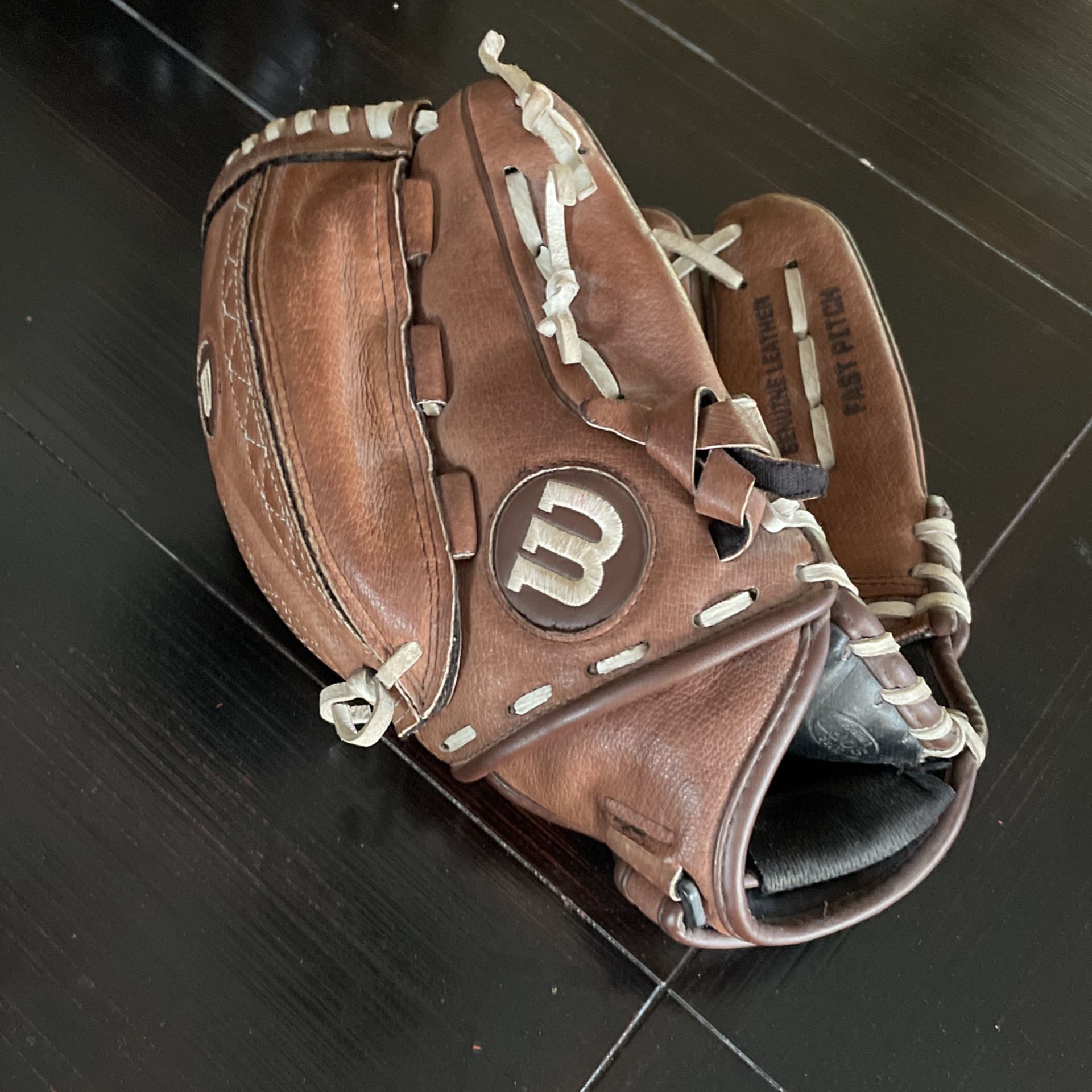 Little League Softball Glove
