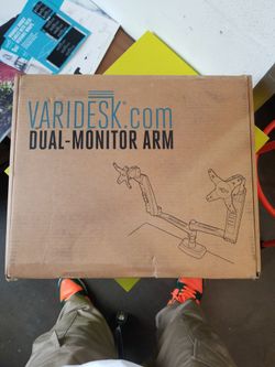 Varidesk Dual-monitor Arm