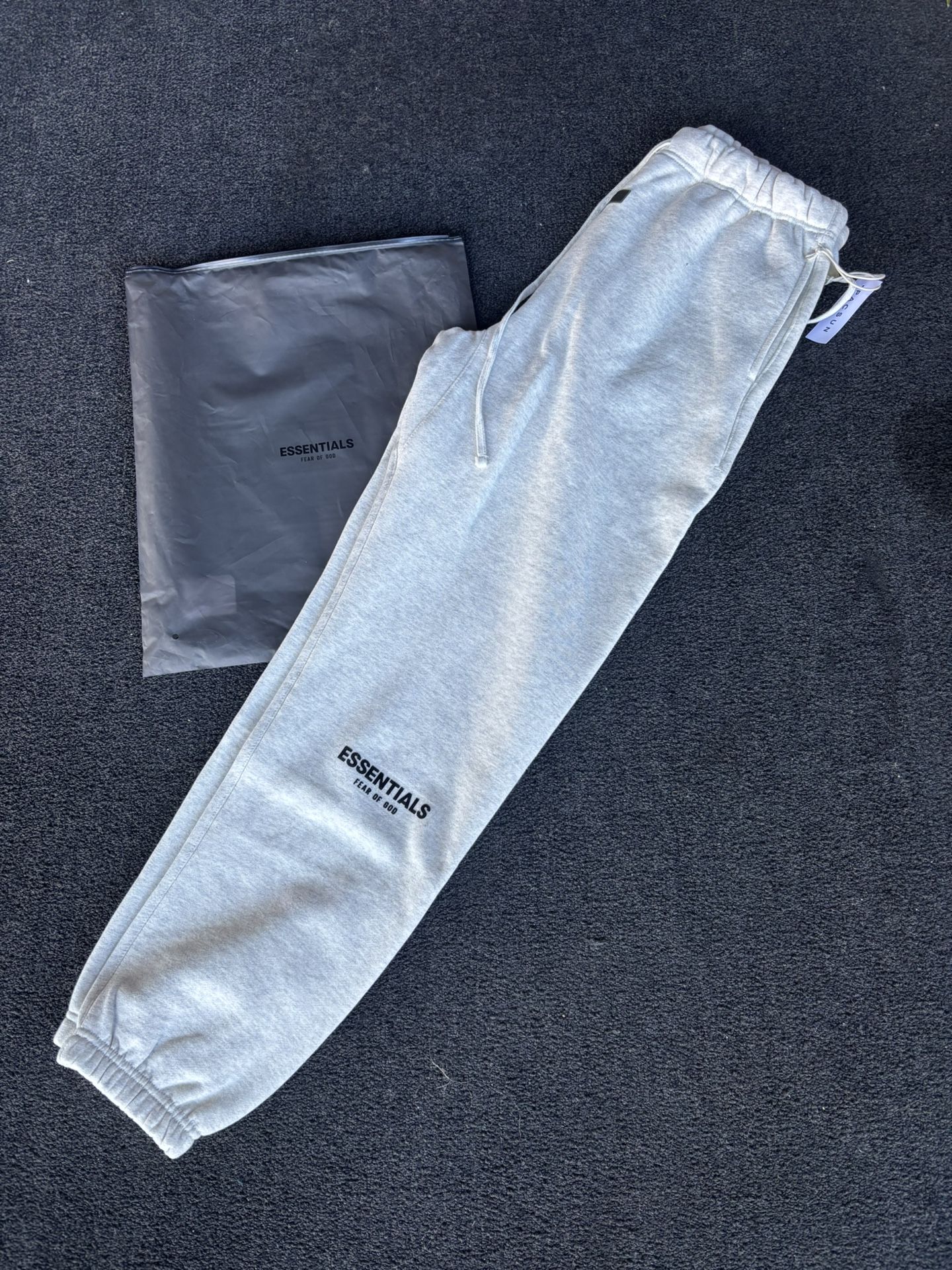 Light Oat Cuffed Sweats