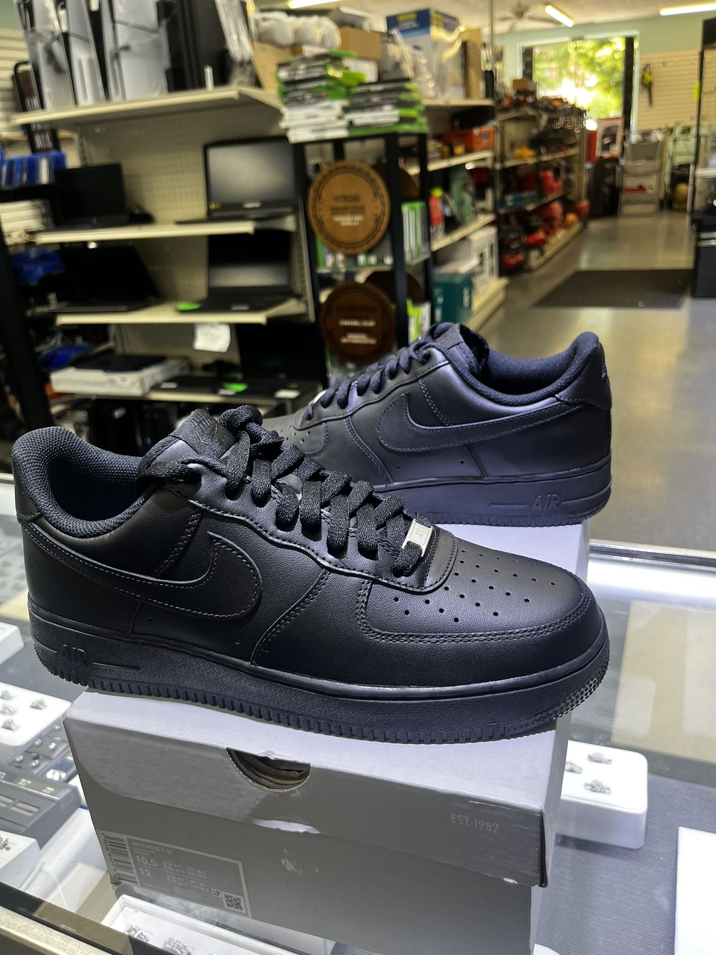 brand new nike air force 1 black 