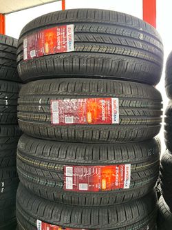 ‼️📲215/60/16 vendo set de llantas nuevas Supermax all-season
