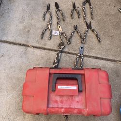 Craftsman Toolbox With Tools 