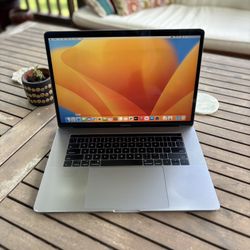 Maxed Out 2017 15” MacBook Pro (2Tb SSD)