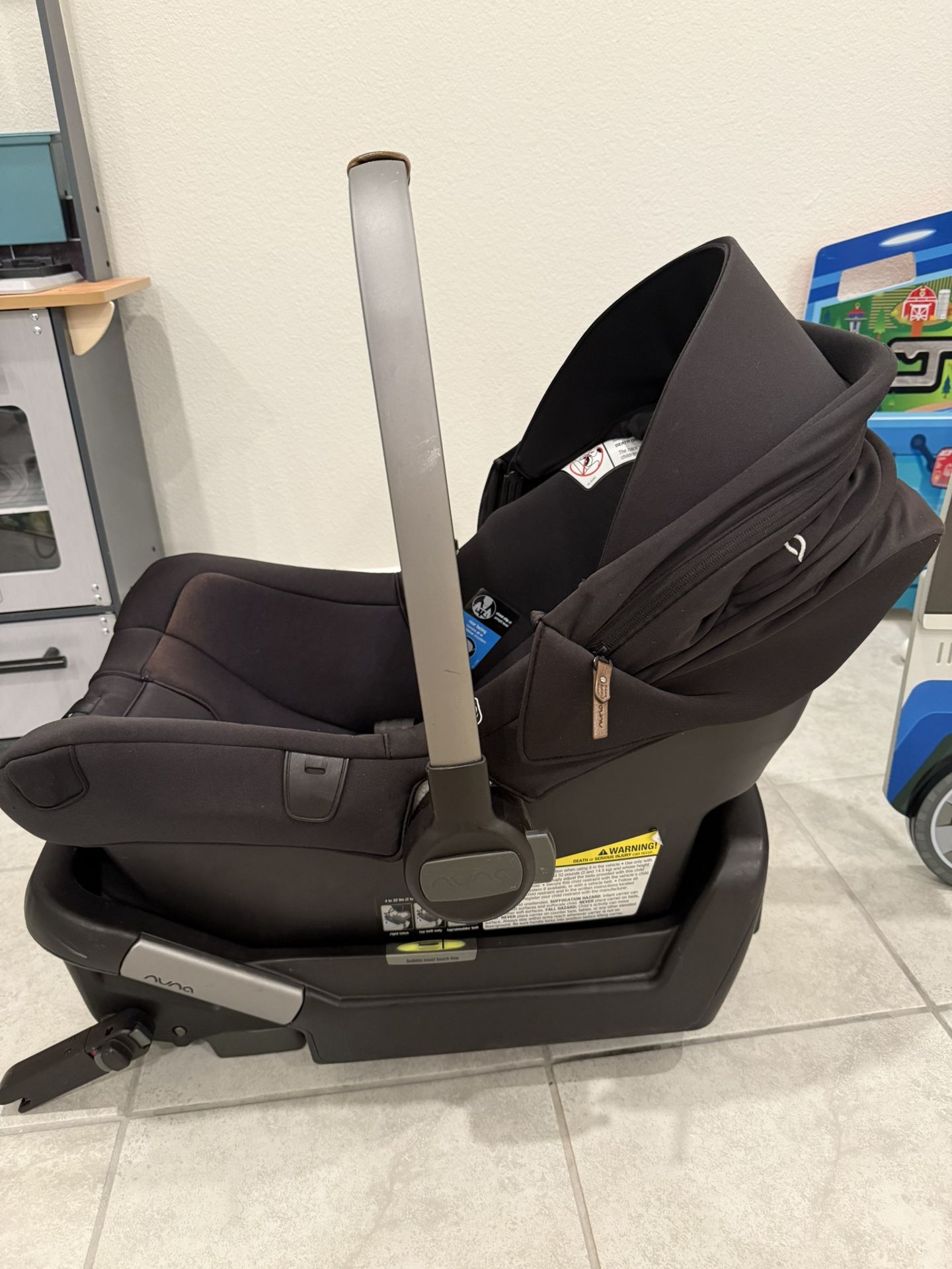 Nuna Pipa Lite LX Uppababy adapter