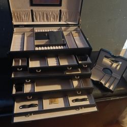 WOLF  Heritage Jewelry Armoire 