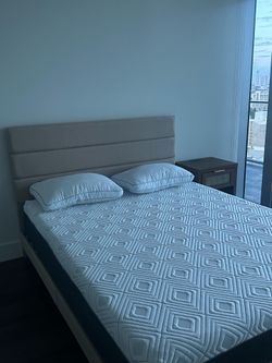 Sealy Cool, Comfortable Mattress, <1 yr old, Excellent Condition