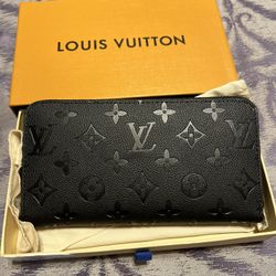 LV Wallet 