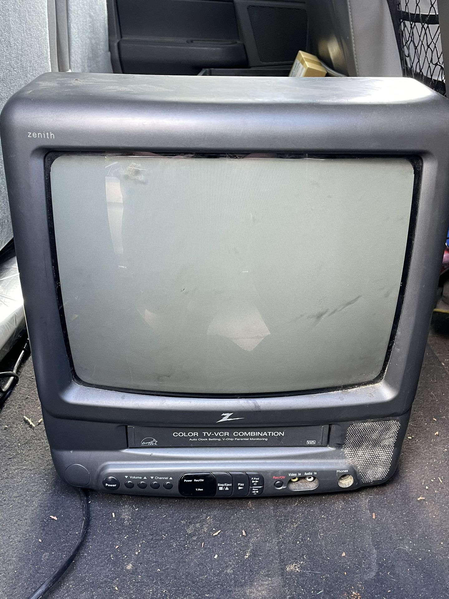 Zenith TV/VCR Combo