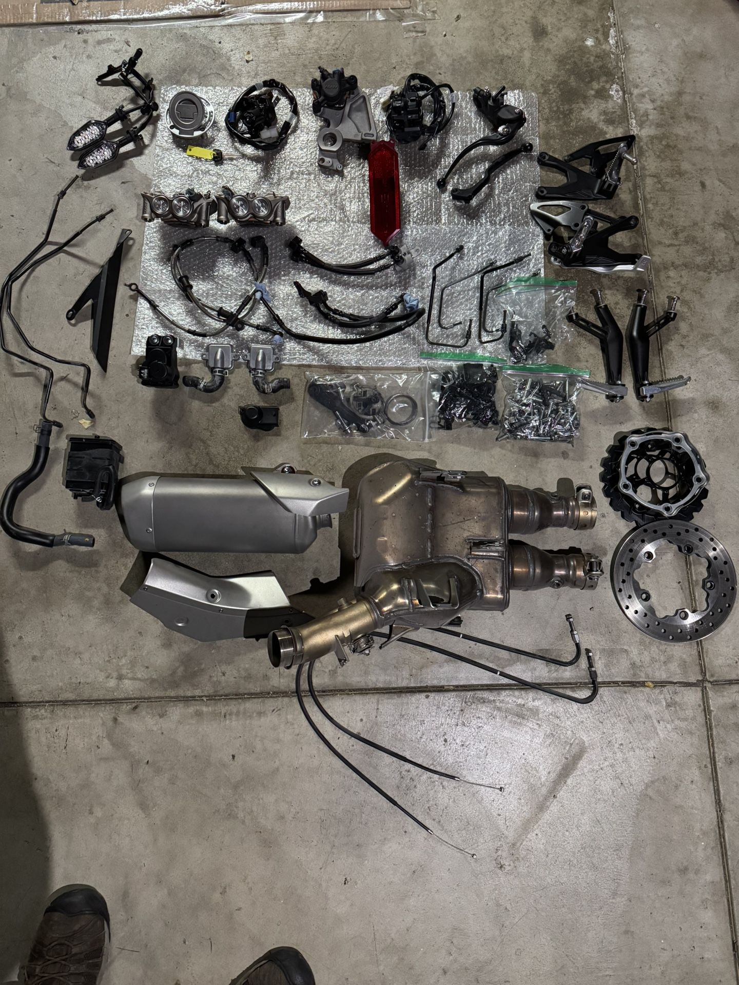 2015-2025 Yamaha R1M OEM Parts