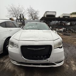 2018 Chrysler 300 Non Running/ Parts Only‼️