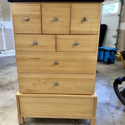 Wood Dresser 8 Drawers