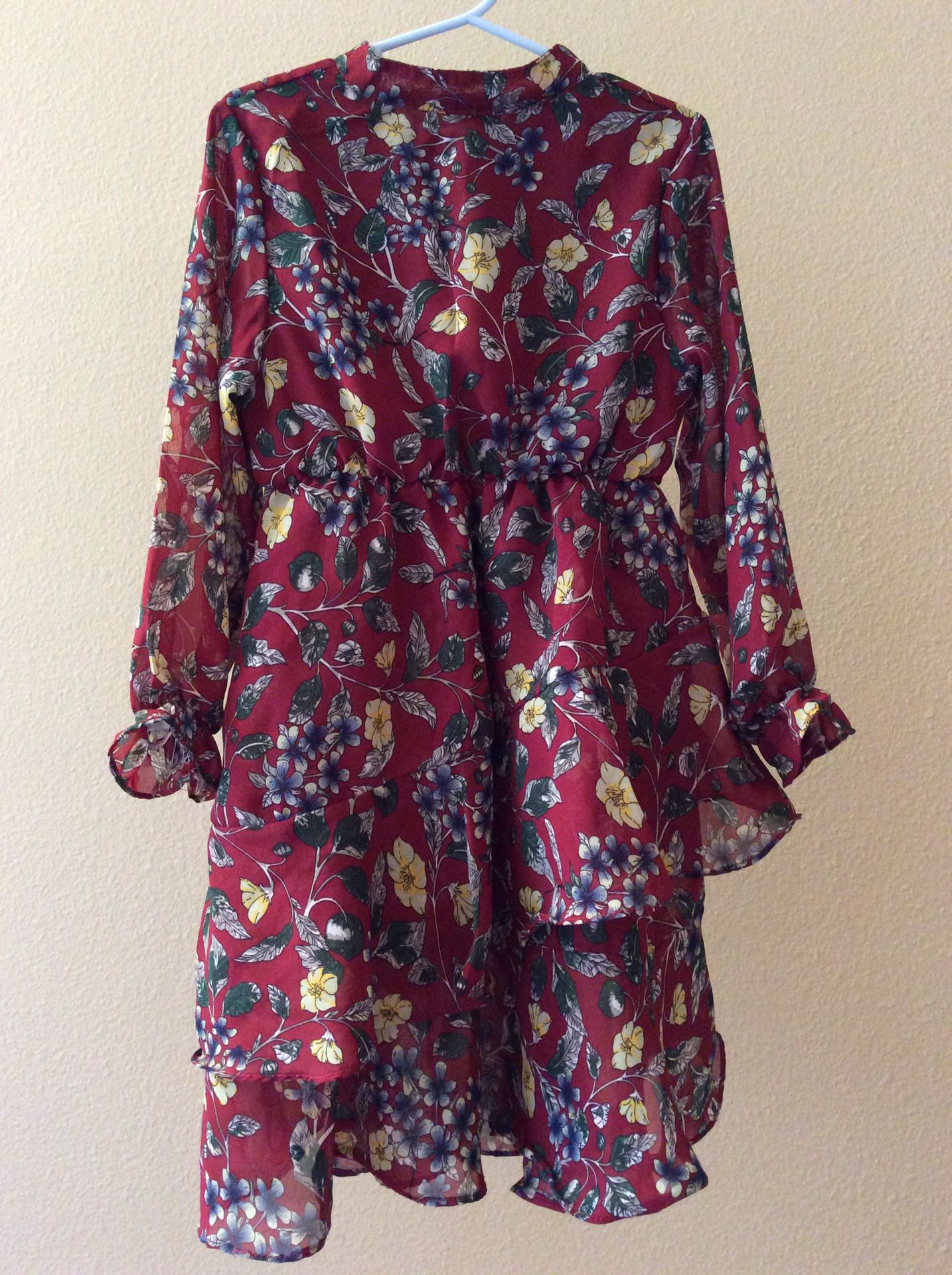 Pretty girls dress(Size 6T), Flower pattern dress, Girls clothes