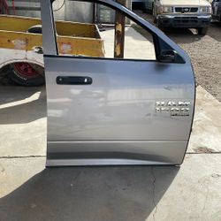 2010/2022. Dodge Ram Right Side Front Door 