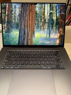 Apple MacBook Pro 16 inch m4 max 36gb ram 1tb drive laptop