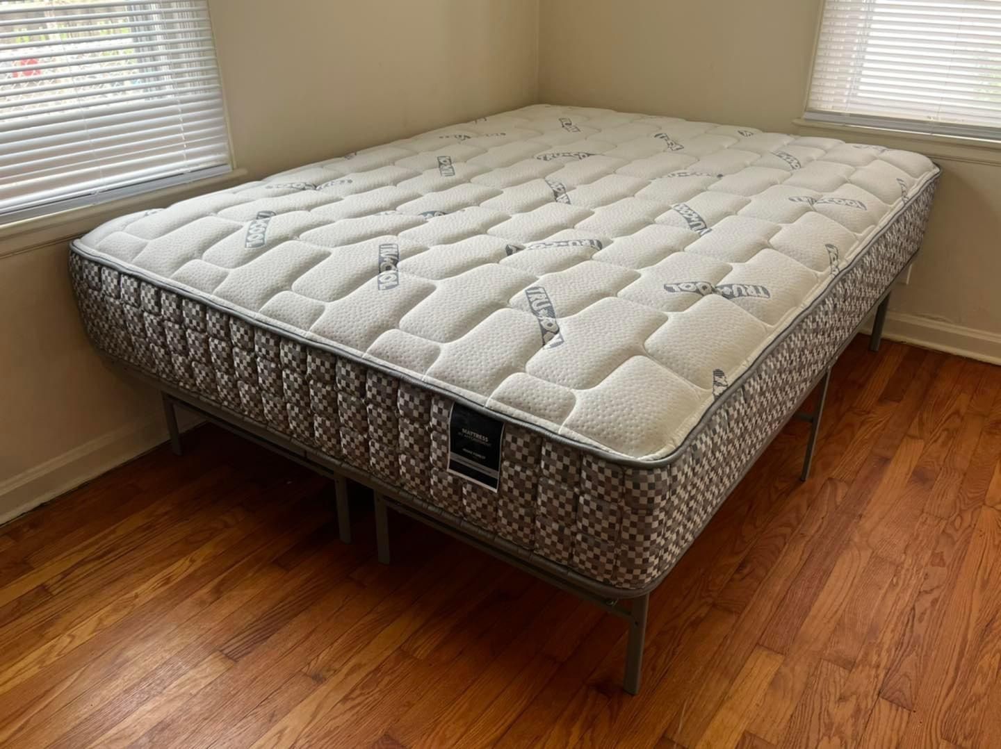 Brand new mattresses 50 to 80% off retail prices!!