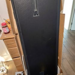 Hard Folding Tonneau Cover 