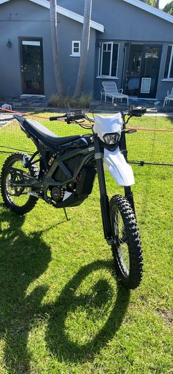 Surron ultra bee