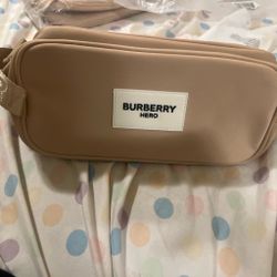 Burberry Hero Toiletry/Cosmetic Bag