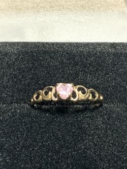 10k gold Pink CZ ring