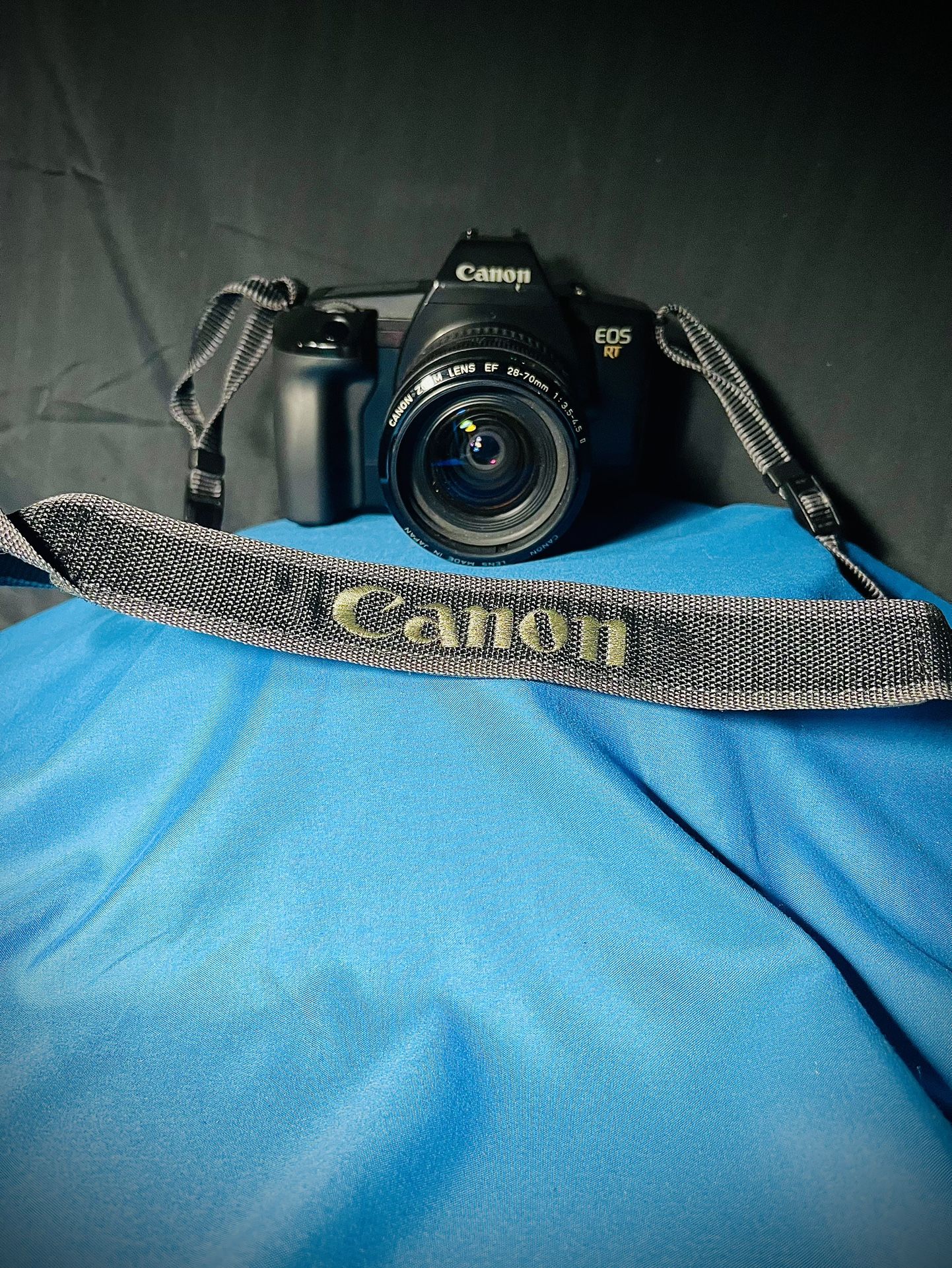 Canon EOS RT