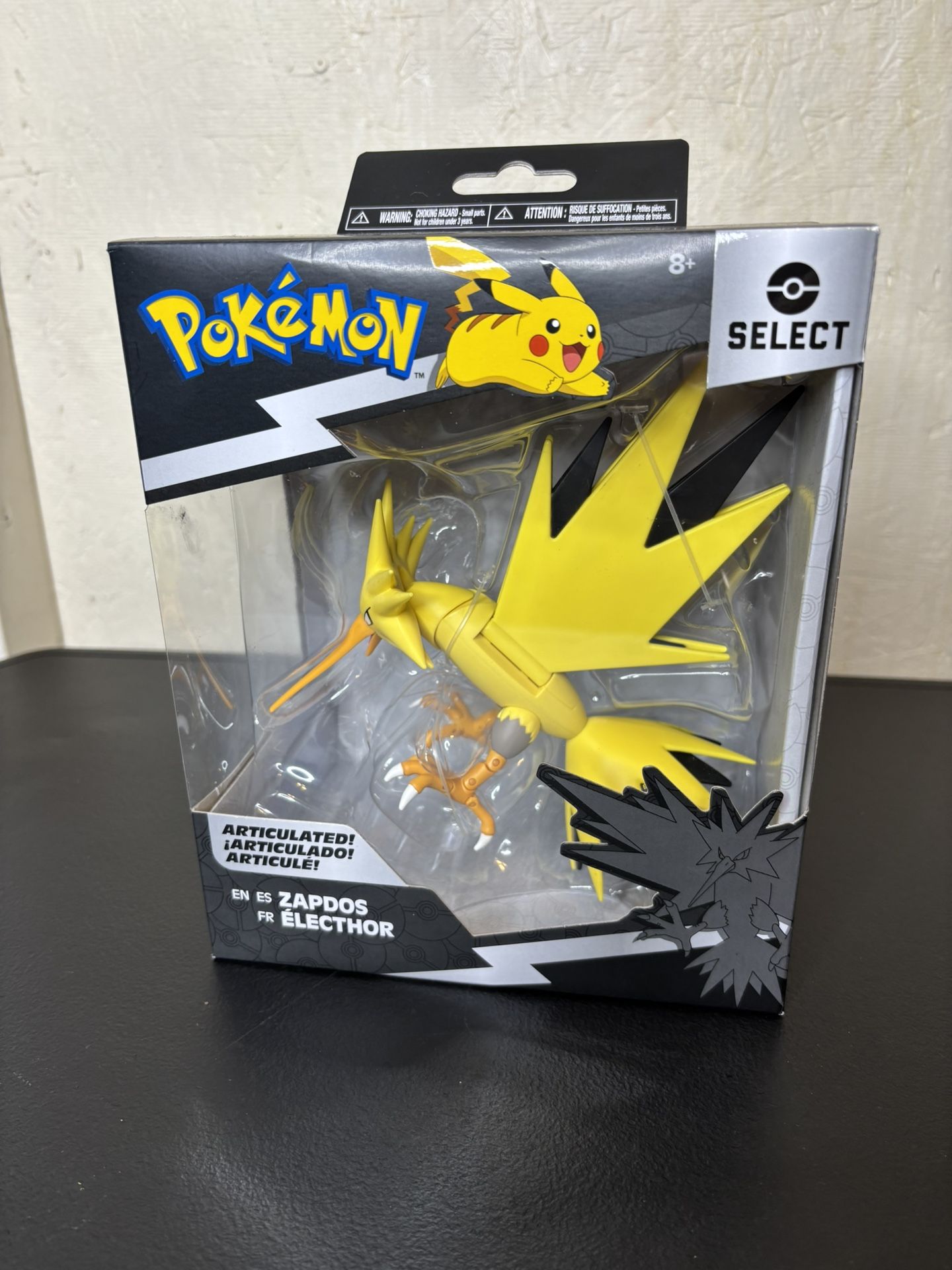 Pokemon Select Zapdos 6-inch Series 2 Action Figure