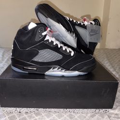Jordan 5 Black Metallic Reimagined Size 10.5 DS 