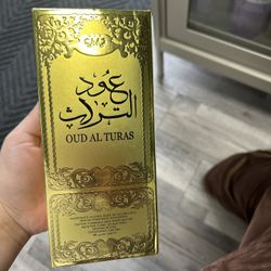 OUD AL TURAS