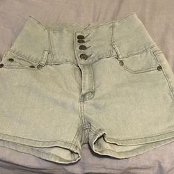 Button Denim Short