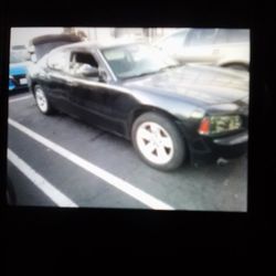 08 Dodge Charger 