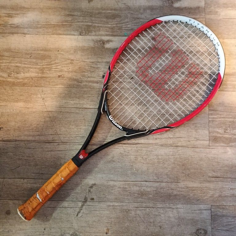 Wilson Titanium Tennis Racket Federer Adult size