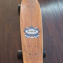 Arbor Skateboard 