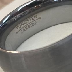 NEW Tungst en Carbide 20mm (Size 10-11) Wedding Ring - New, In Gift Pouch