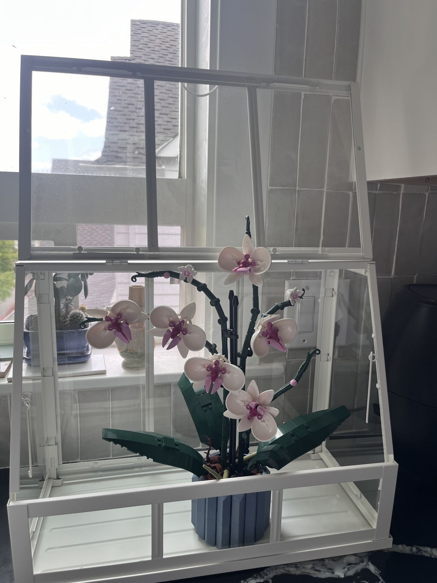 Lego white Orchid plant