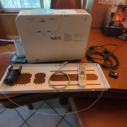 Projector NEC P554W  2023
