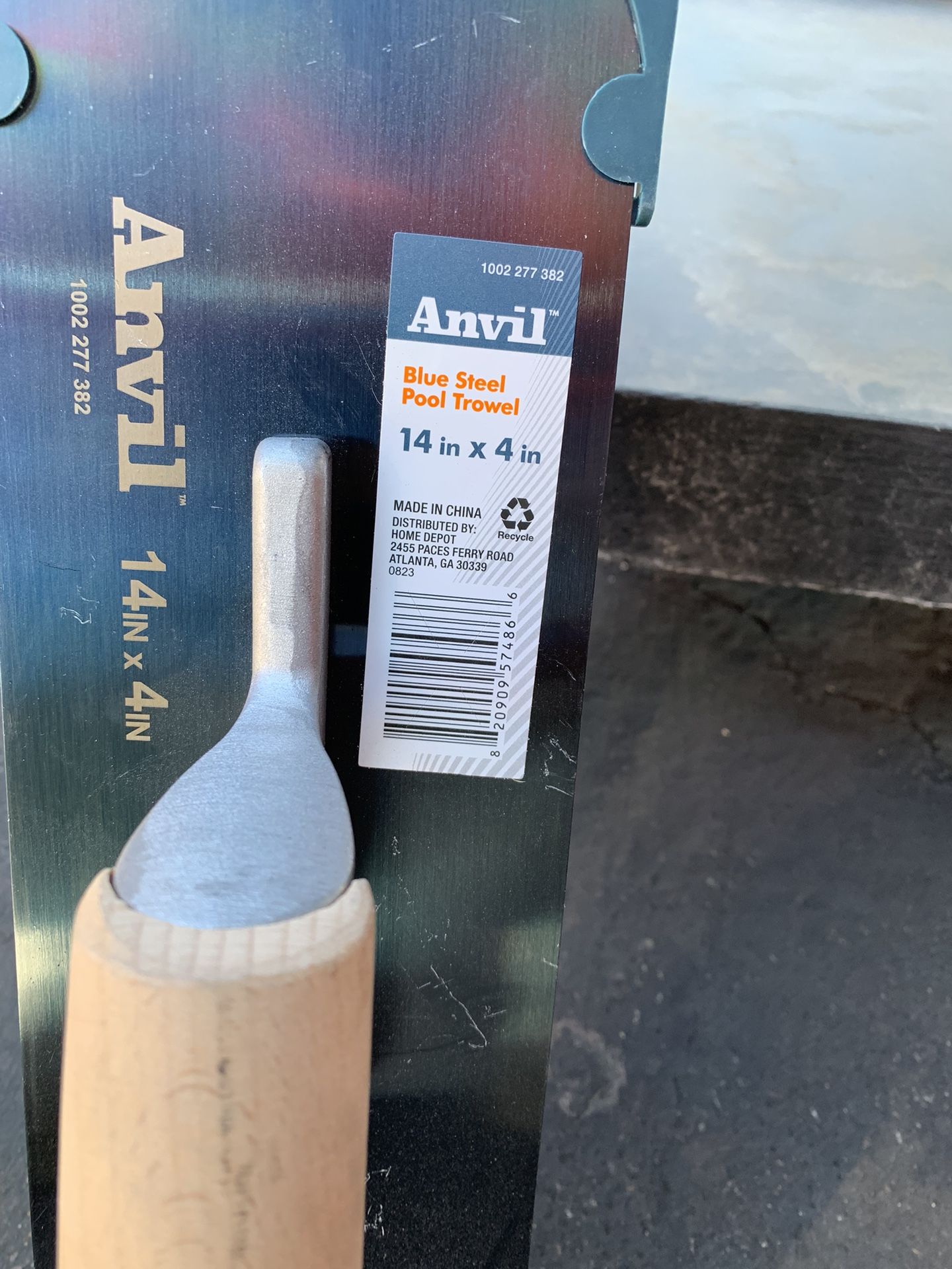 Round Finishing Trowel
