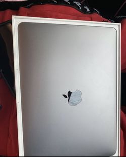 MacBook