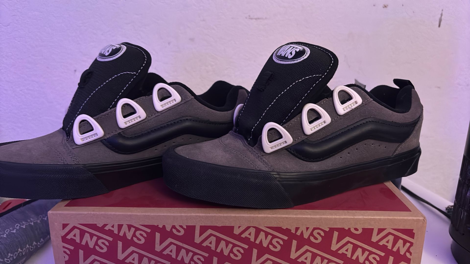 Gray/Marshmallow Knu Skool Vans