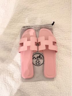 hermes pink sandals fits7-8