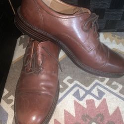 Leather men's dress shoes, cap-toe oxford style by Johnston & Murphy 11.5 