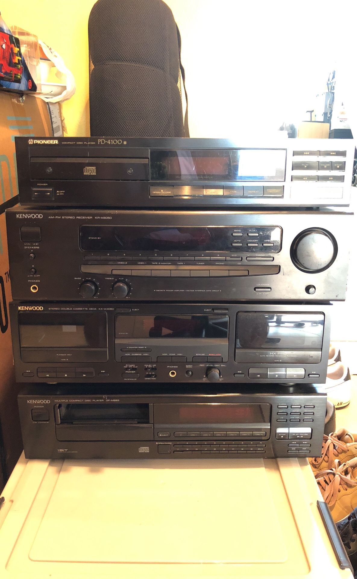 Romantiek Romantiek Lake Taupo Kenwood Stereo System/Pioneer CD player for Sale in Miami, FL - OfferUp