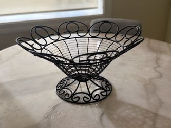 Black Metal Scrollwork Pedestal fruit bowl