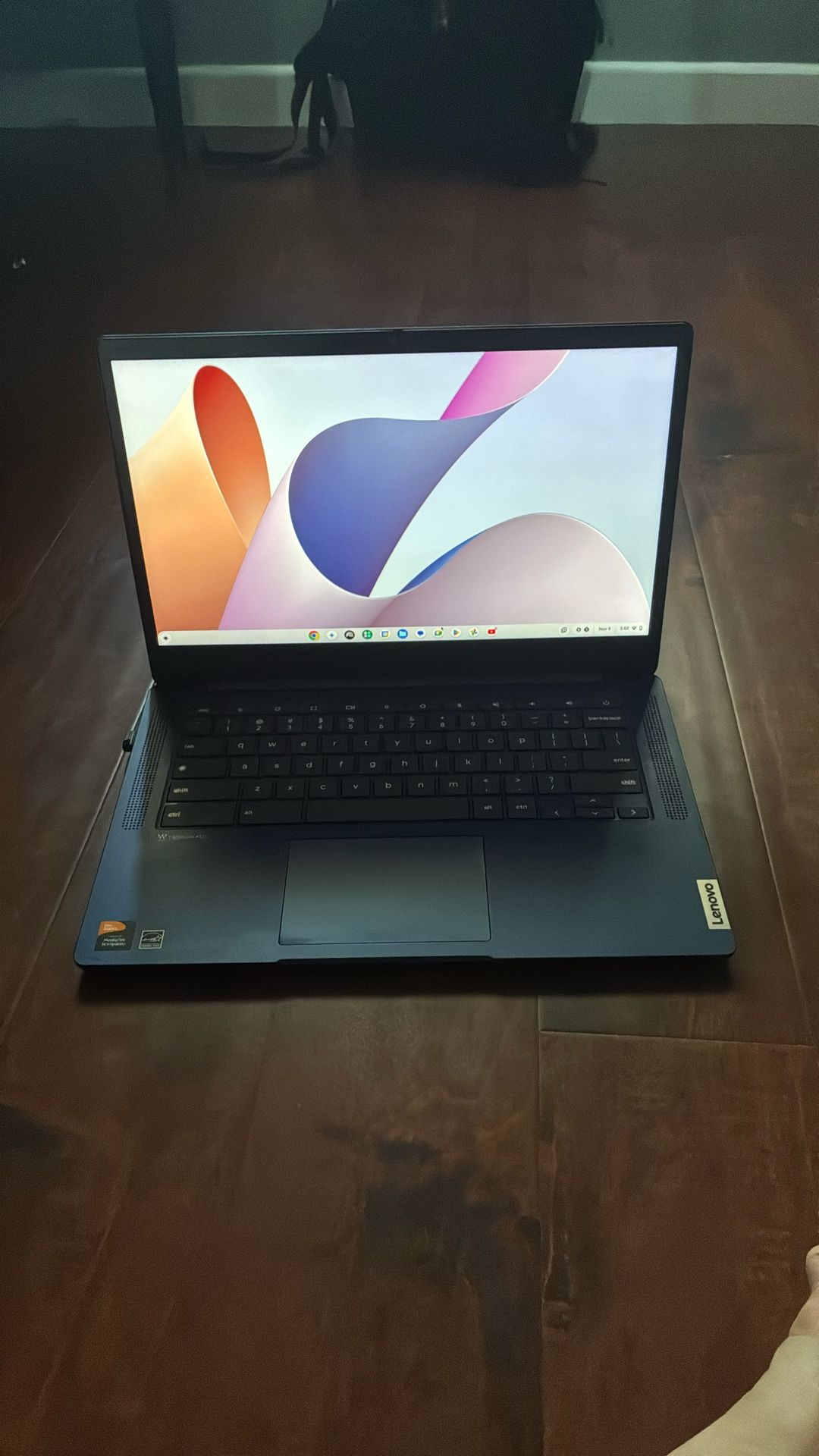 Lenovo IdeaPad Slim 3 Chromebook