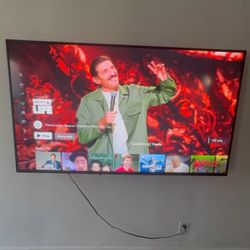 65in 4K UHD HDR Vizio Smart TV (Built In AirPlay + Chromecast)